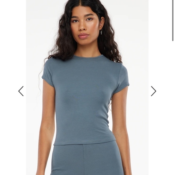 LACAUSA Quincy Baby Tee in Steel Size XS - Picture 1 of 8